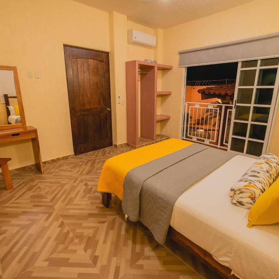 Primavera Suites Zihuatanejo Eksteriør billede